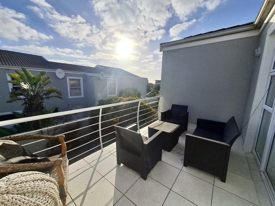 2 Bedroom Property for Sale in Big Bay Western Cape